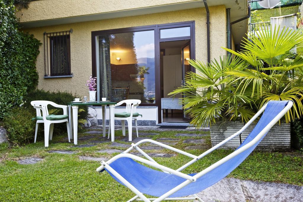 Villa Panorama Porto Valtravaglia Exterior photo
